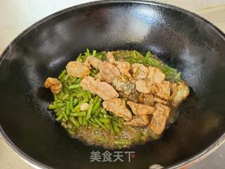豇豆炒油炸茄子